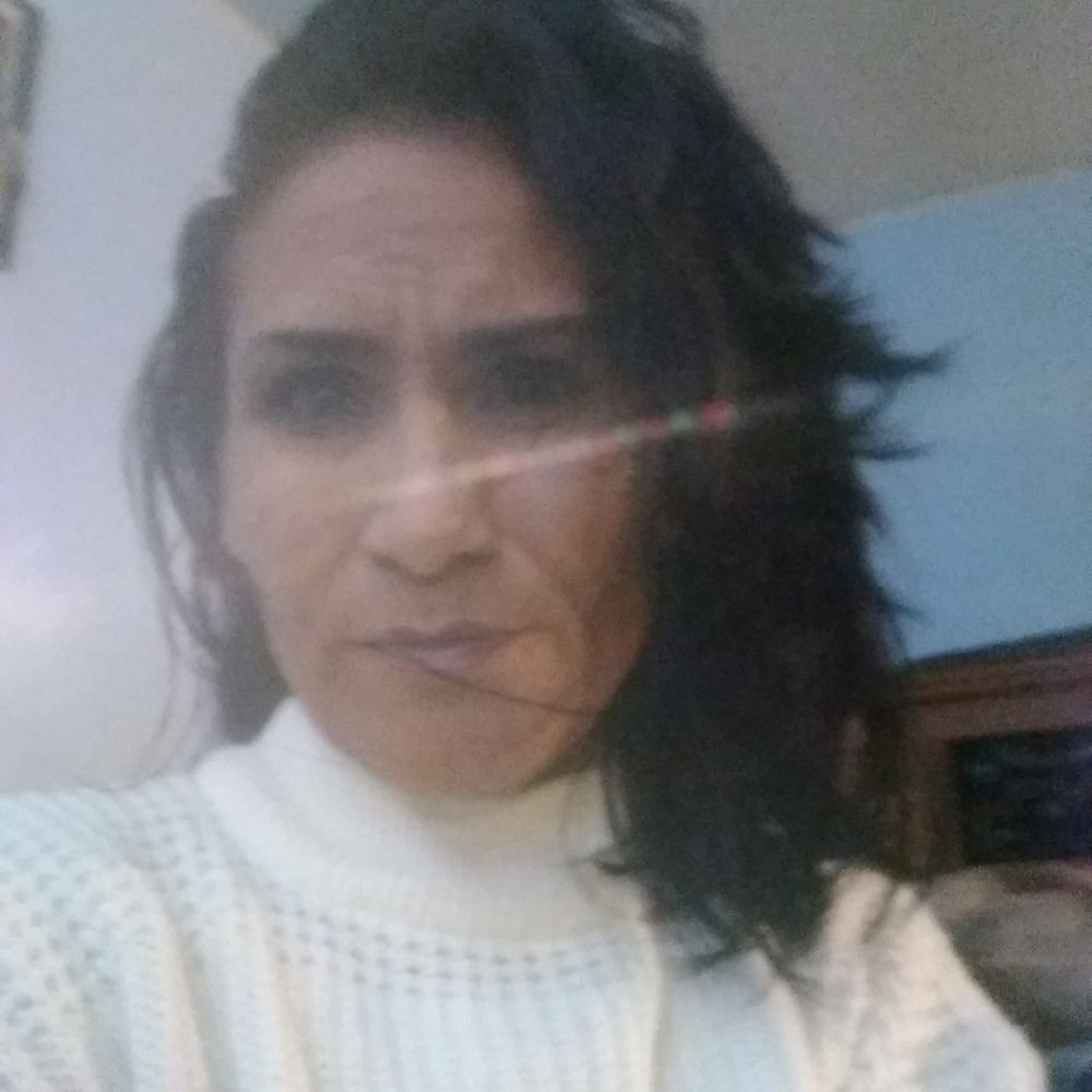 Meet your Posher, Desiree